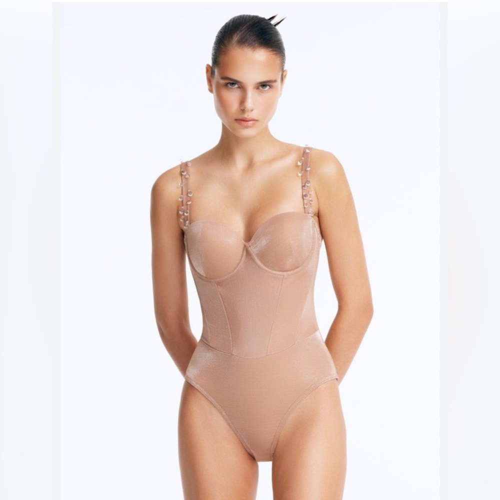Moeva swimsuit NEW